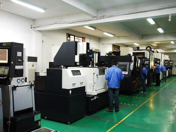 imported makino cnc machines